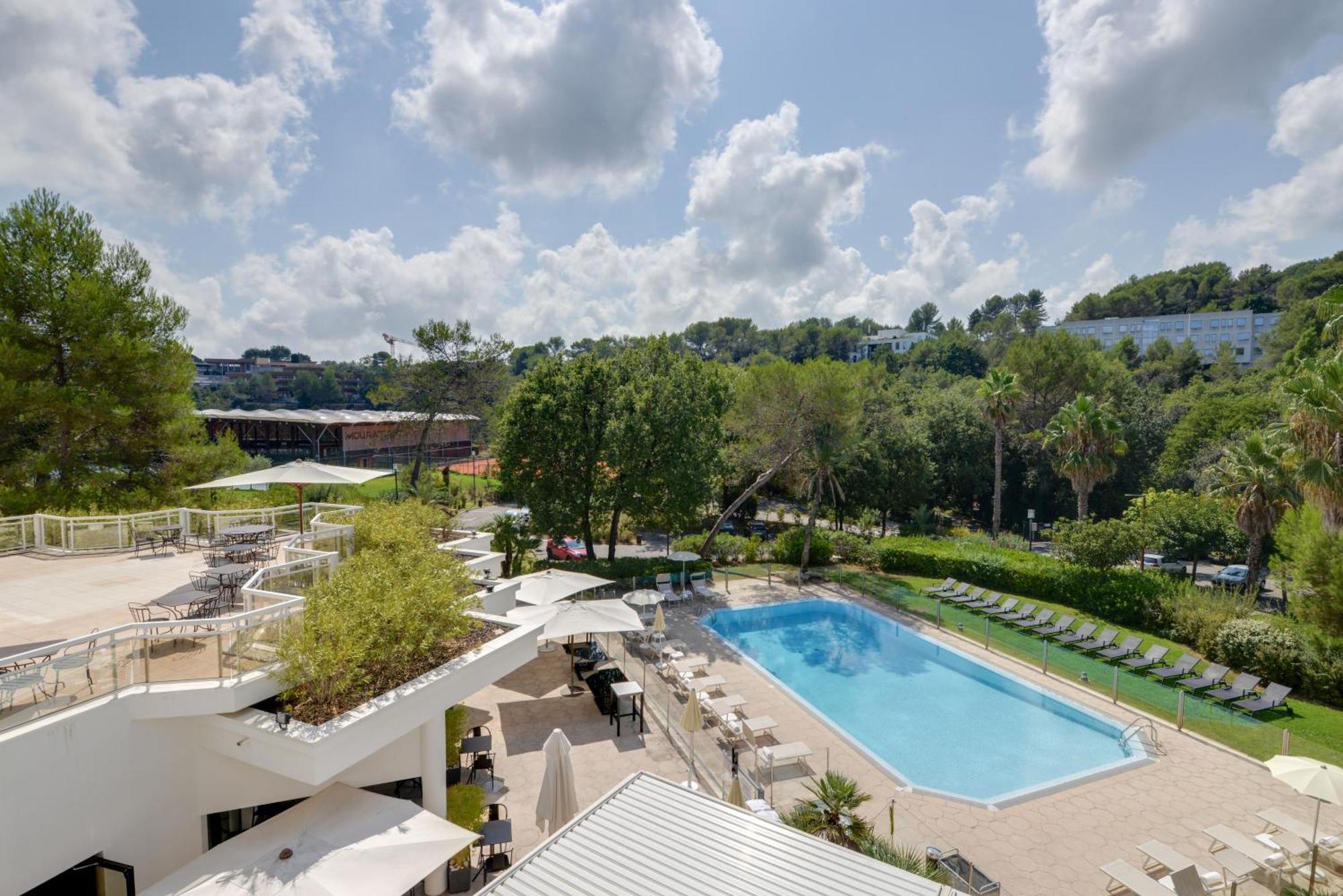 Superior Room with pool or tennis view