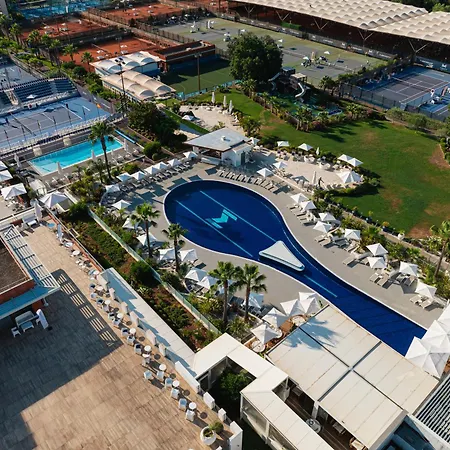 Mouratoglou Hotel & Resort-3